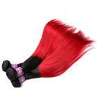 काले लटकन से बालों के विस्तार के लिए लाल ओम्ब्रे क्लिप